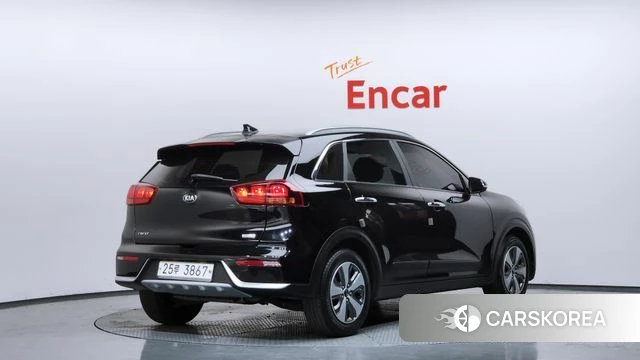 Kia Niro id 4295015 из Кореи 12