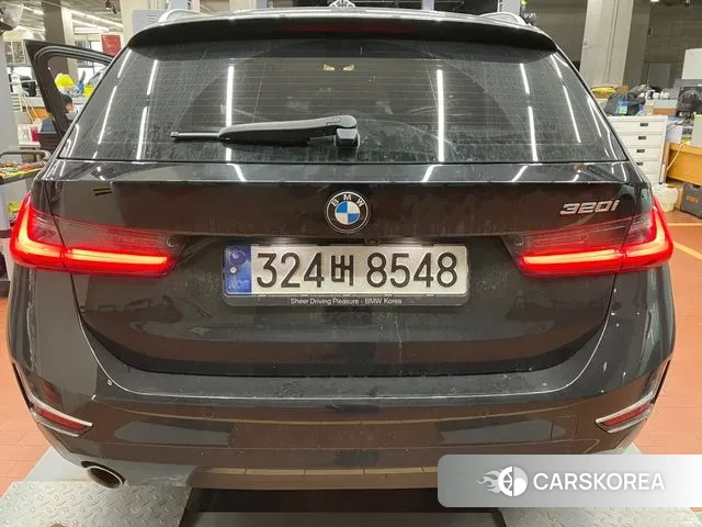 BMW 3 Series (G20) 2022 Черный из Кореи, фото 5
