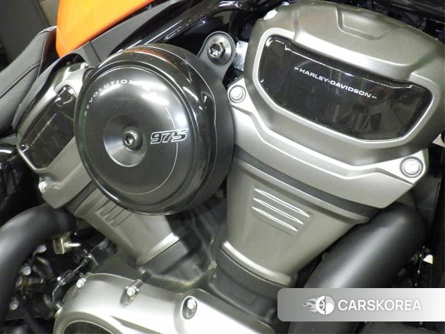 Engine photo
