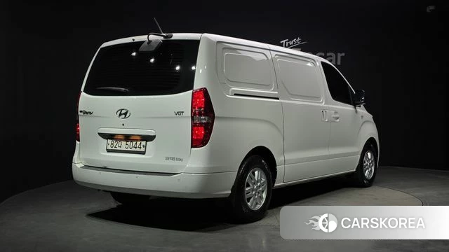 Hyundai The New Grand Starex id 3829398 из Кореи 12