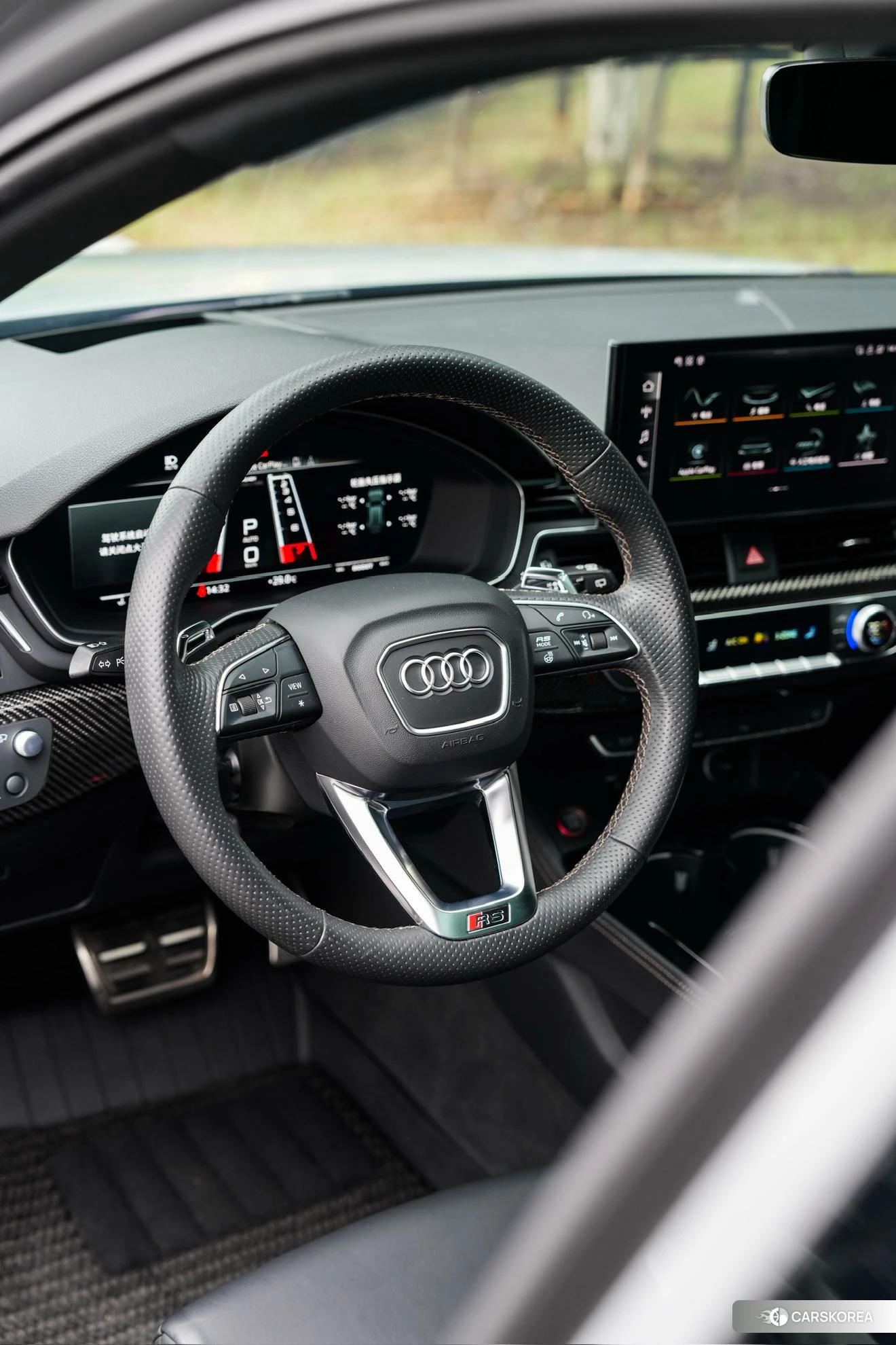 Audi RS 4 2021 Темно-серый из Китая, фото 2