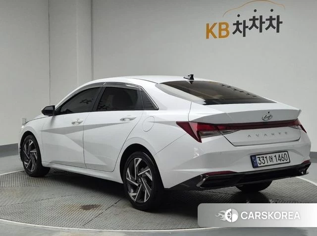 Hyundai Avante (CN7) id 4284264 из Кореи 10
