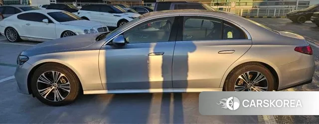 Mercedes-Benz E-Class W214 2025 Серебряный из Кореи, фото 2