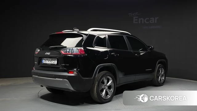 Jeep Cherokee (KL) id 4324415 из Кореи 12