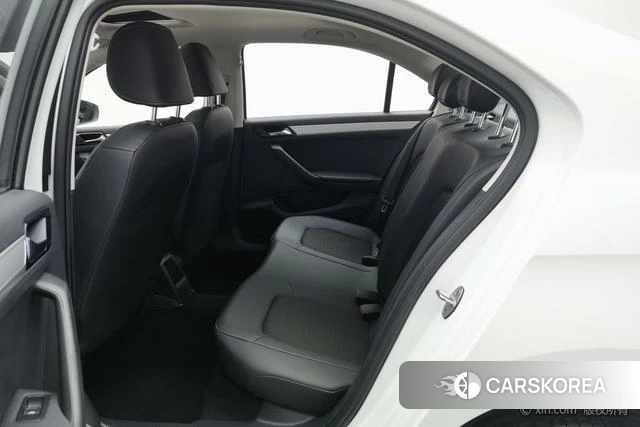 Jetta VA3 id 4210508 из Китая 12