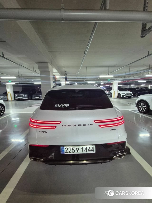 Genesis GV70 2024 Белый из Кореи, фото 5