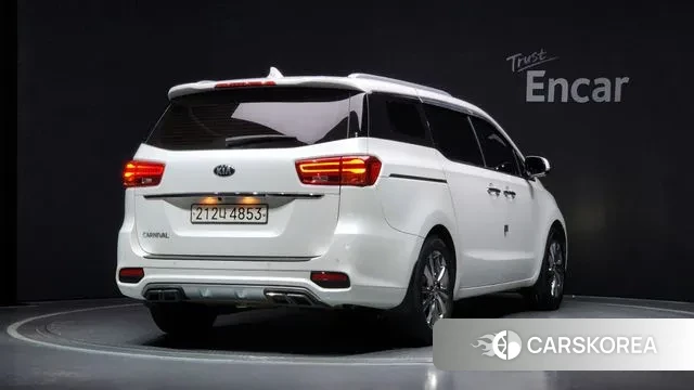 Kia The New Carnival id 2990631 из Кореи 12