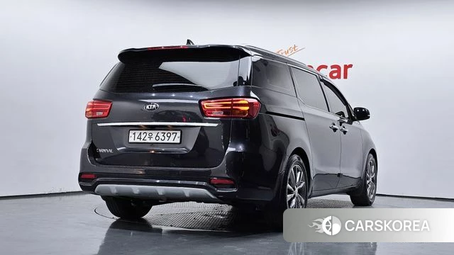 Kia The New Carnival id 4417327 из Кореи 12