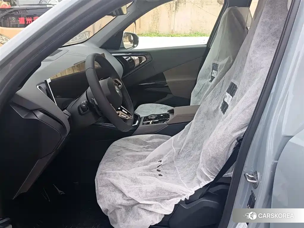 BMW X3 2025 Silver/gray из Китая, фото 5