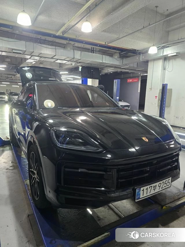 Porsche Cayenne (PO536) 2025 Черный из Кореи, фото 2