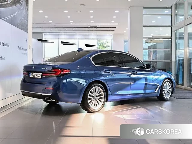 BMW 5 Series (G30) id 3324152 из Кореи 12