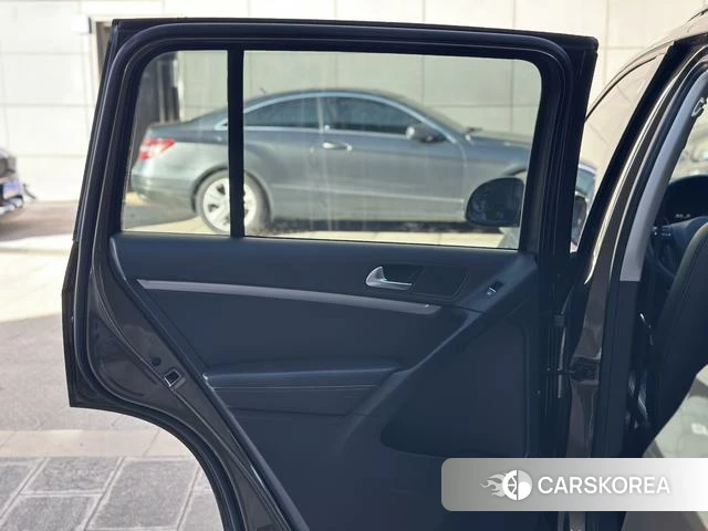 Volkswagen Tiguan id 3889127 из Китая 12