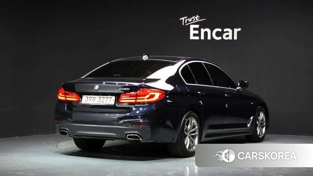 BMW 5 Series (G30) id 4552081 из Кореи 12