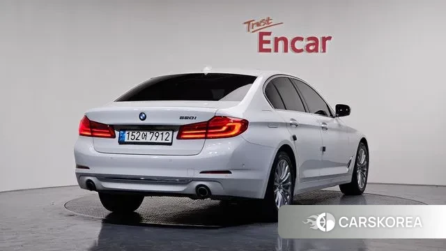 BMW 5 Series (G30) id 3562626 из Кореи 12