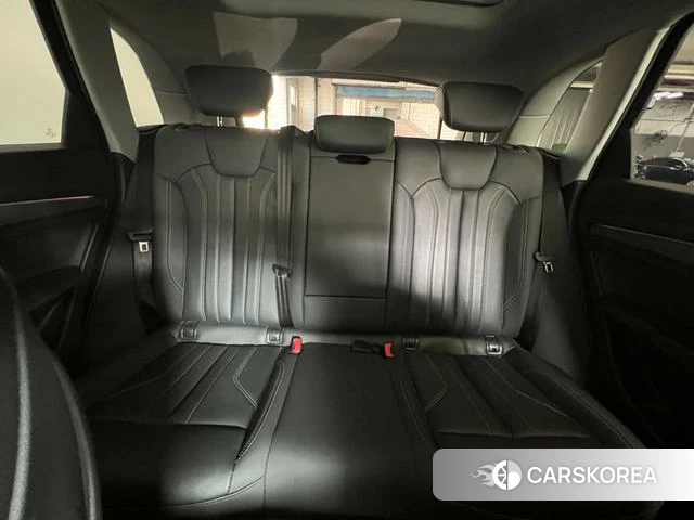 Audi Q5L id 4297709 из Китая 12