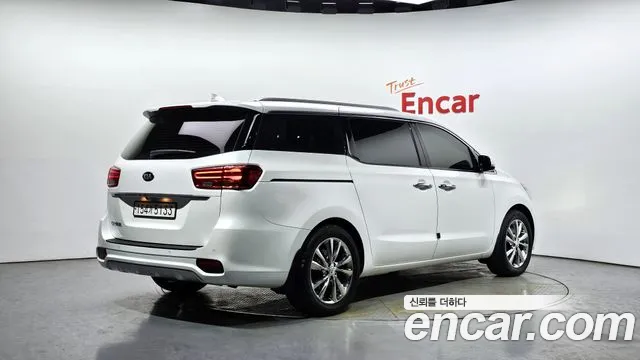 Kia The New Carnival id 2717205 из Кореи 12