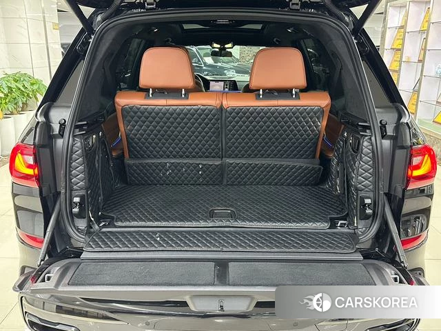 BMW X7 id 4271666 из Китая 12