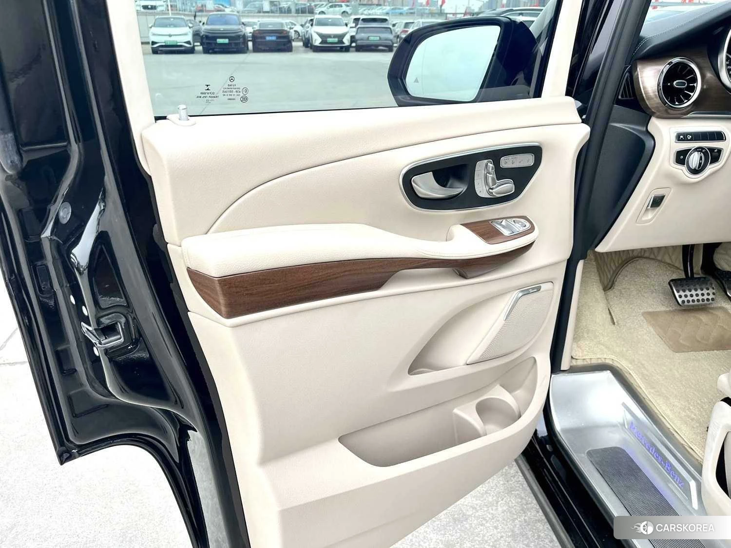 Mercedes-Benz V-class id 4452789 из Китая 11