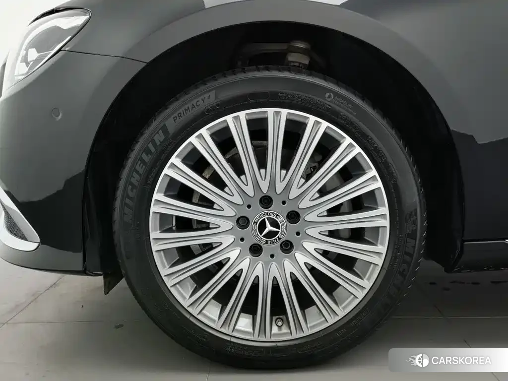 Mercedes-Benz E-Class id 4669499 из Китая 13