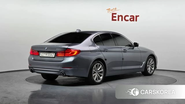 BMW 5 Series (G30) id 3853008 из Кореи 12