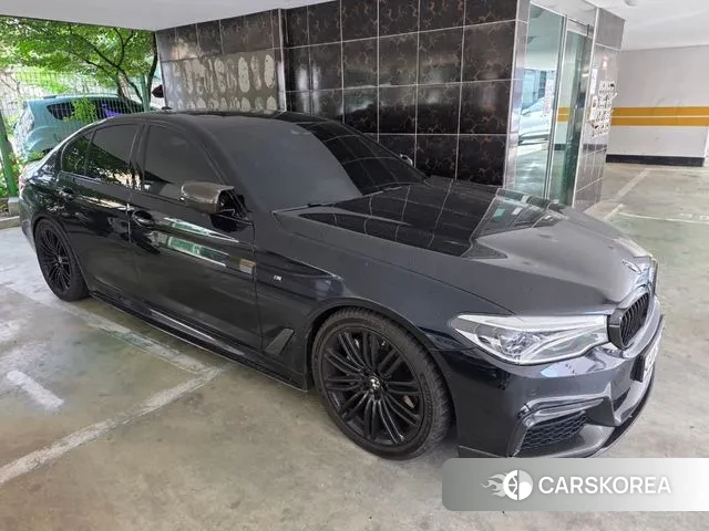 BMW 5 Series (G30) 2018 Черный из Кореи, фото 4