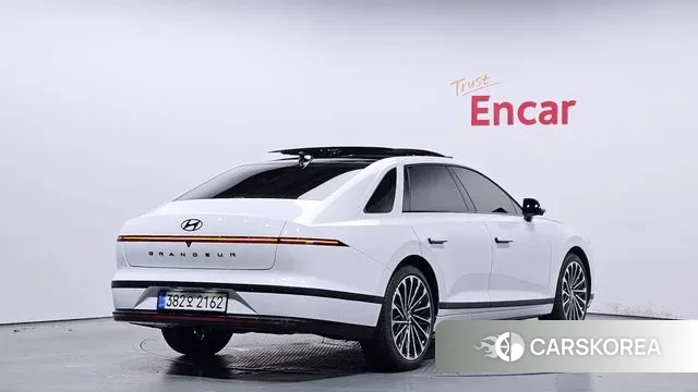 Hyundai Grandeur (GN7) id 3486922 из Кореи 12