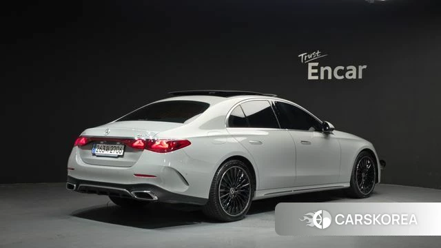 Mercedes-Benz E-Class W214 id 4523475 из Кореи 12