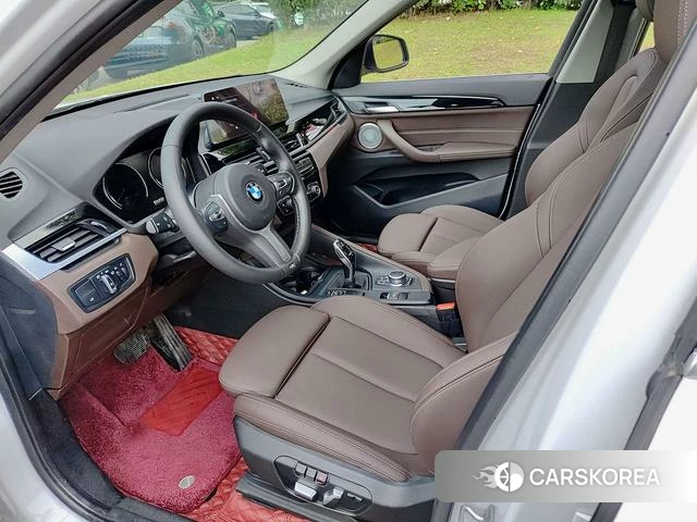 BMW X1 2022 Белый из Китая, фото 2