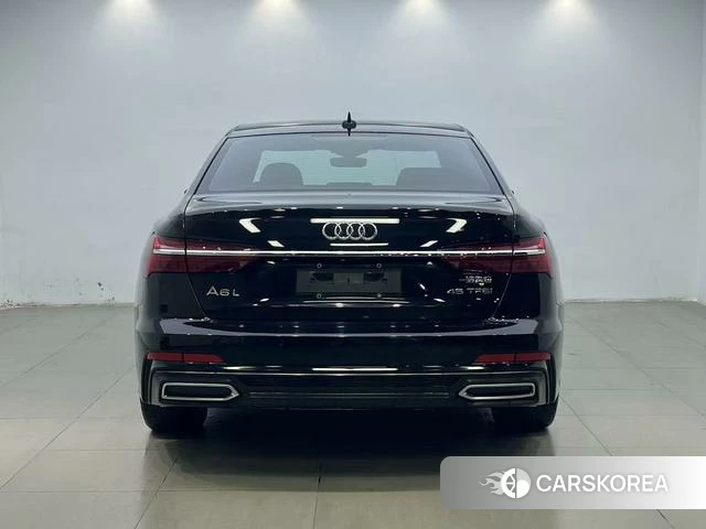 Audi A6L 2021 Черный из Китая, фото 5