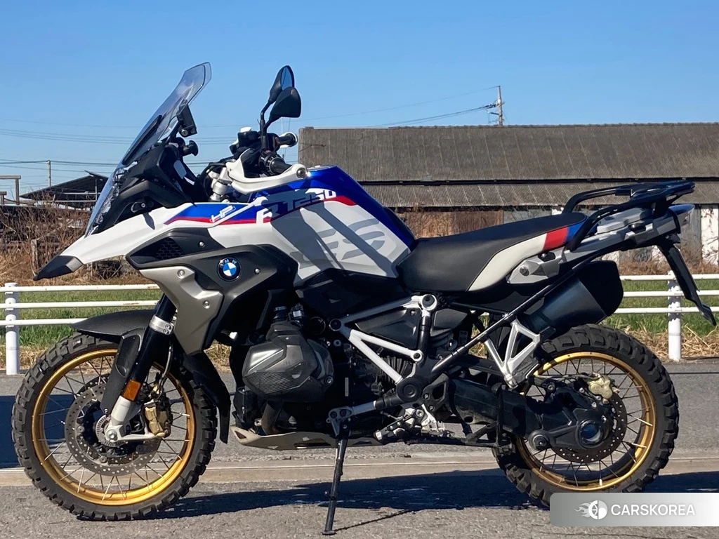 Проданный BMW R1250GS 2019 из Японии