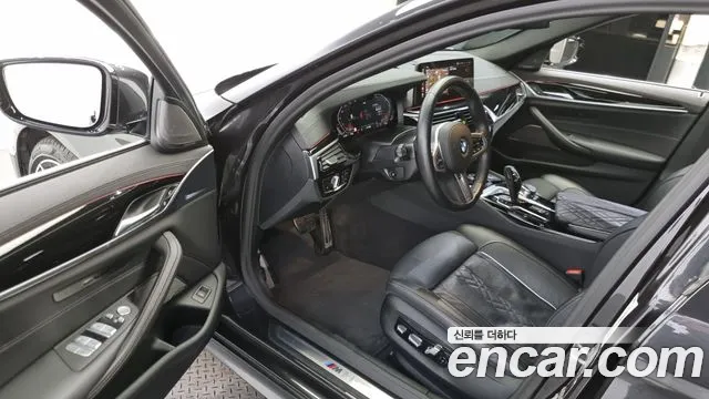 BMW 5 Series (G30) id 2639556 из Кореи 12