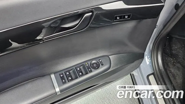 Hyundai Grandeur Hybrid (GN7) id 2654974 из Кореи 12