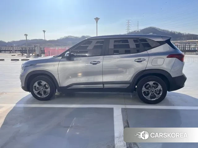 Kia Seltos id 3540028 из Кореи 12