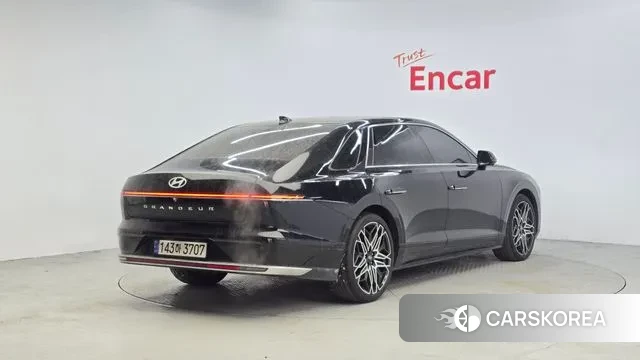 Hyundai Grandeur (GN7) id 3600219 из Кореи 12