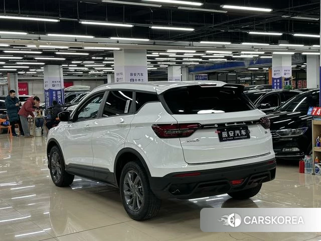 Geely Automobile Binyue 2025 Белый из Китая, фото 2