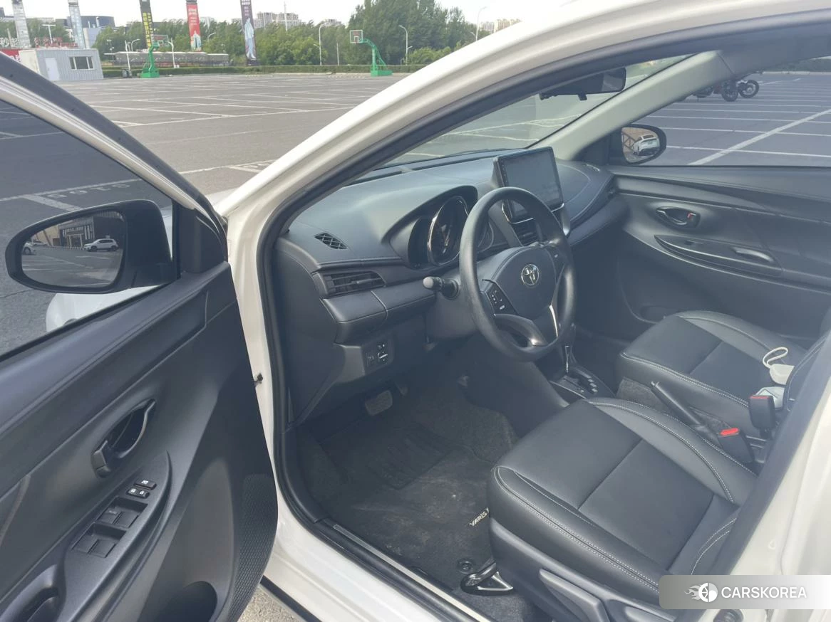 Toyota YARIS L Zhixuan 2021 Белый из Китая, фото 6