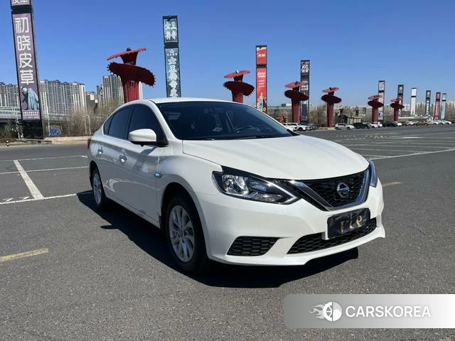Nissan Xuan Yi 2025 Белый из Китая, фото 5