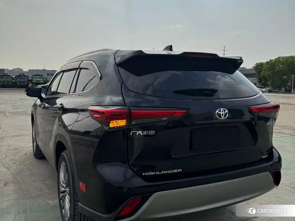 Toyota Highlander 2024 Черный из Китая, фото 2