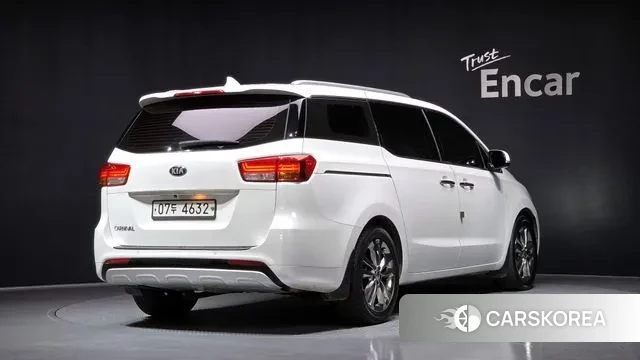 Kia All New Carnival id 3474924 из Кореи 12