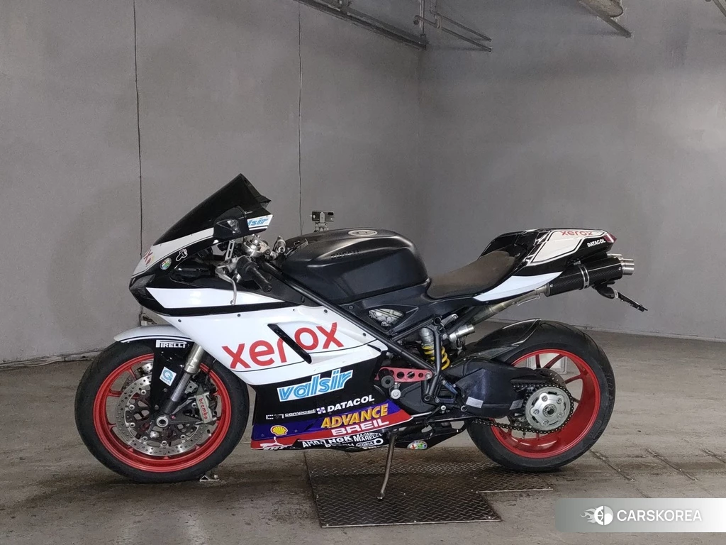 Проданный Ducati 848 EVO 2011 из Японии, фото 2