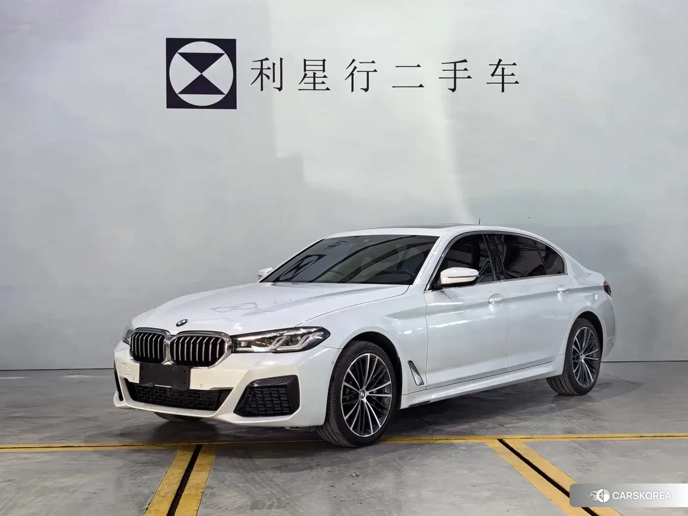 BMW 5 series 2023 Белый из Китая, фото 4