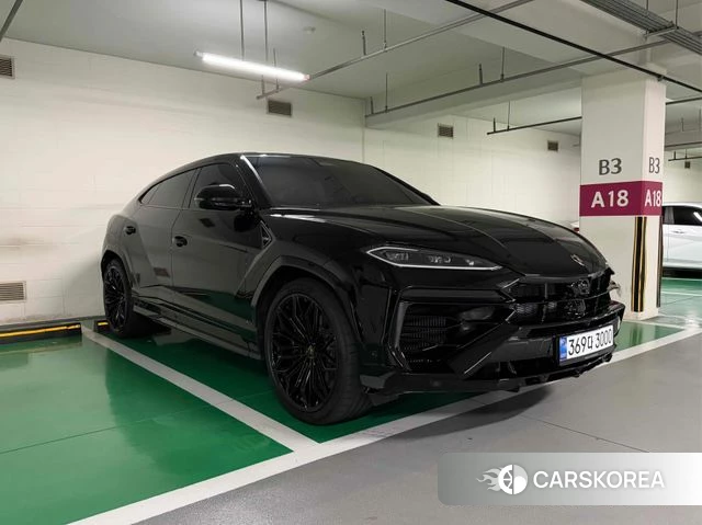 Lamborghini Urus 2026 Черный из Кореи, фото 6