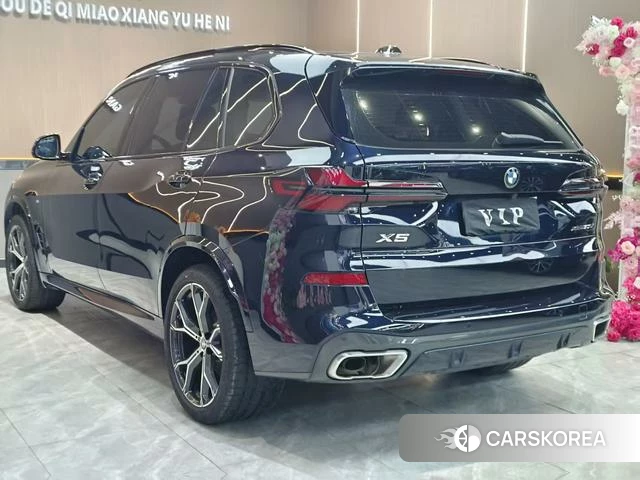 BMW X5 2023 Черный из Китая, фото 2