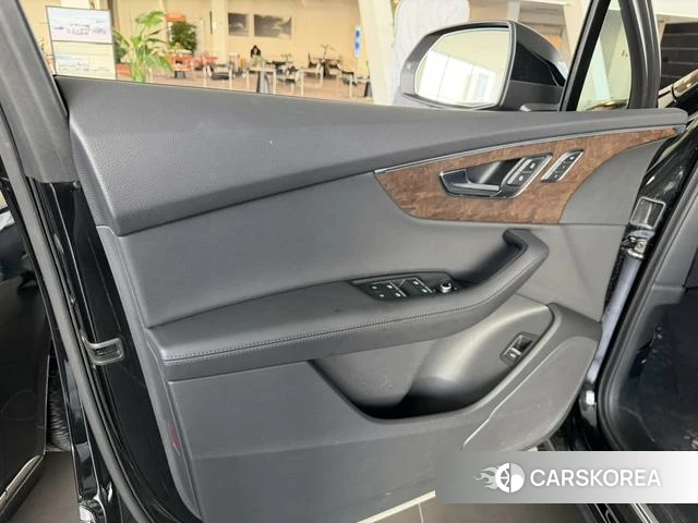 Audi Q7 id 4301096 из Китая 9
