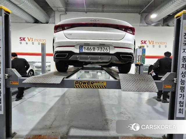 Kia K5 3rd generation 2023 Белый из Кореи, фото 2