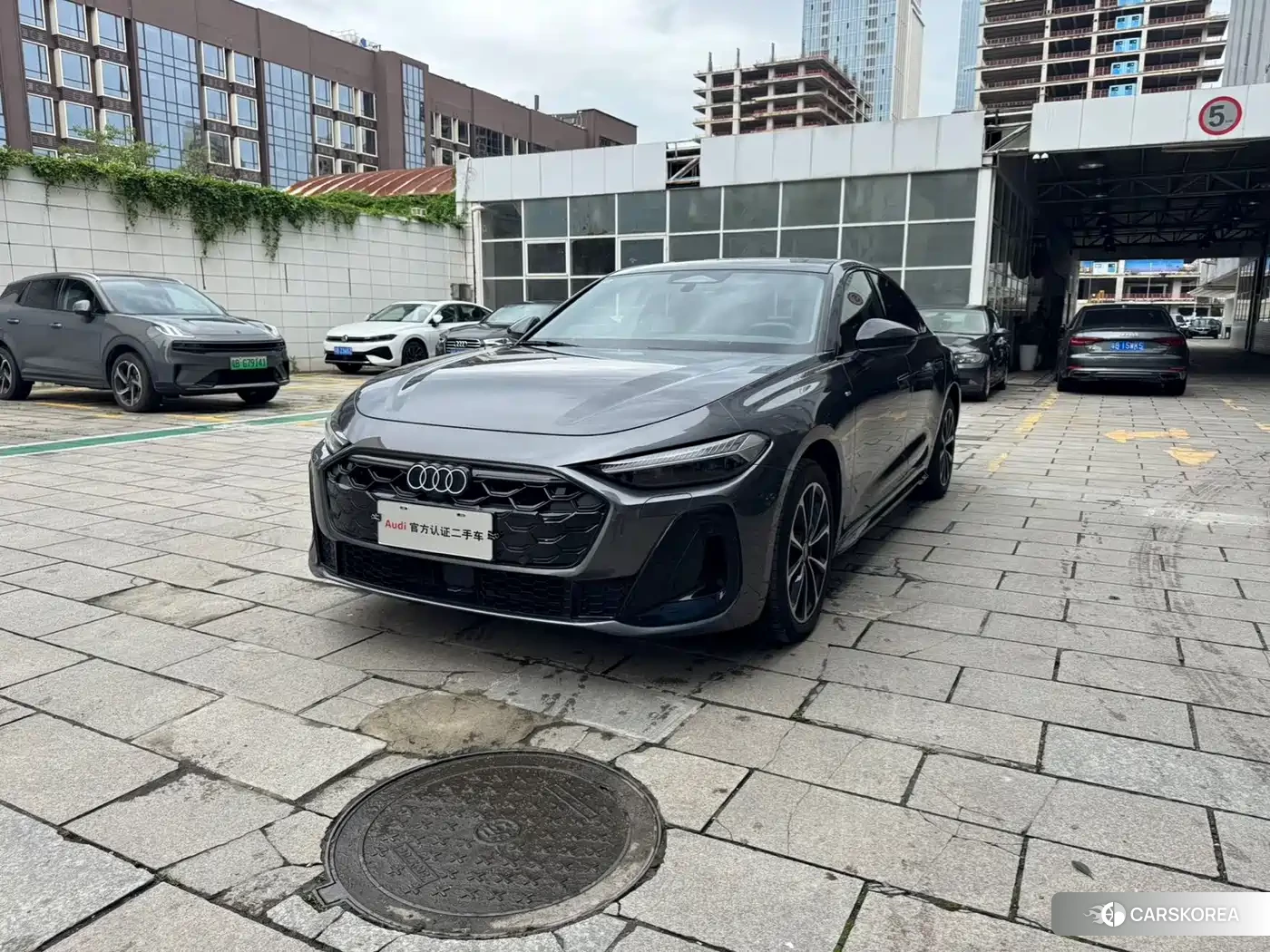 Audi A5L 2025 Silver/gray из Китая, фото 2