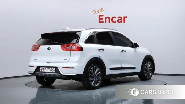 Kia Niro id 3905882 из Кореи 12