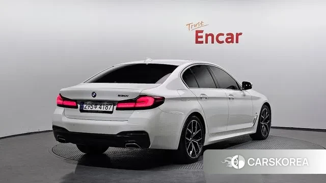 BMW 5 Series (G30) id 3341984 из Кореи 12