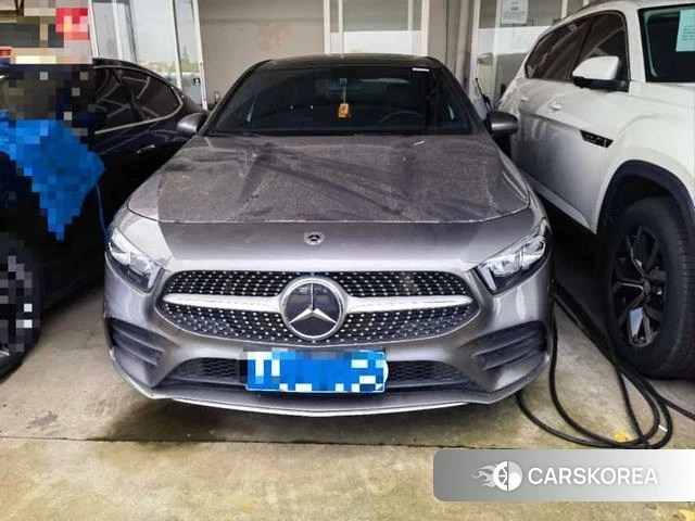 Mercedes-Benz Class A 2022 Серебристо-серый из Китая, фото 2