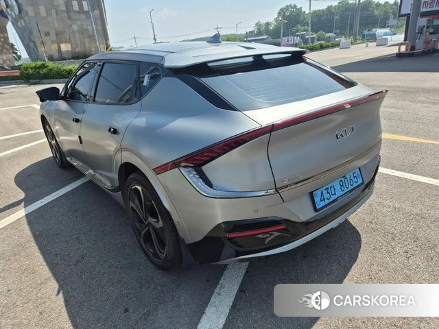 Kia EV6 2021 Серый из Кореи, фото 2